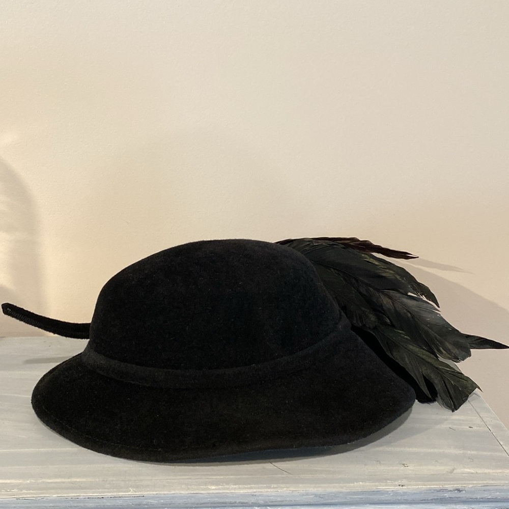 Mr. John classic new york Paris  hat